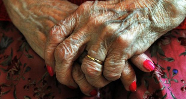 Barros MBdA, Francisco PMSB, Lima MG, Cesar CLG, Social inequalities in health among the elderly, 2011: Vol: 27 Supply 2: S198-S208.